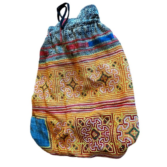 Vintage Cloth Backpack - Picture 2 of 8